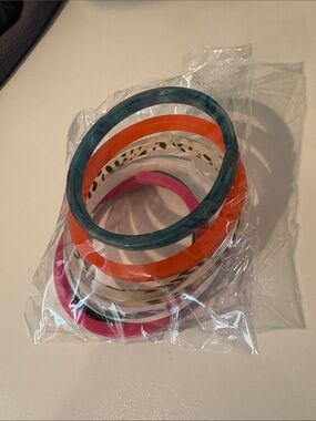 Set of 6 Bangle Bracelets - Pink, Orange, Teal, Leopard, green and white